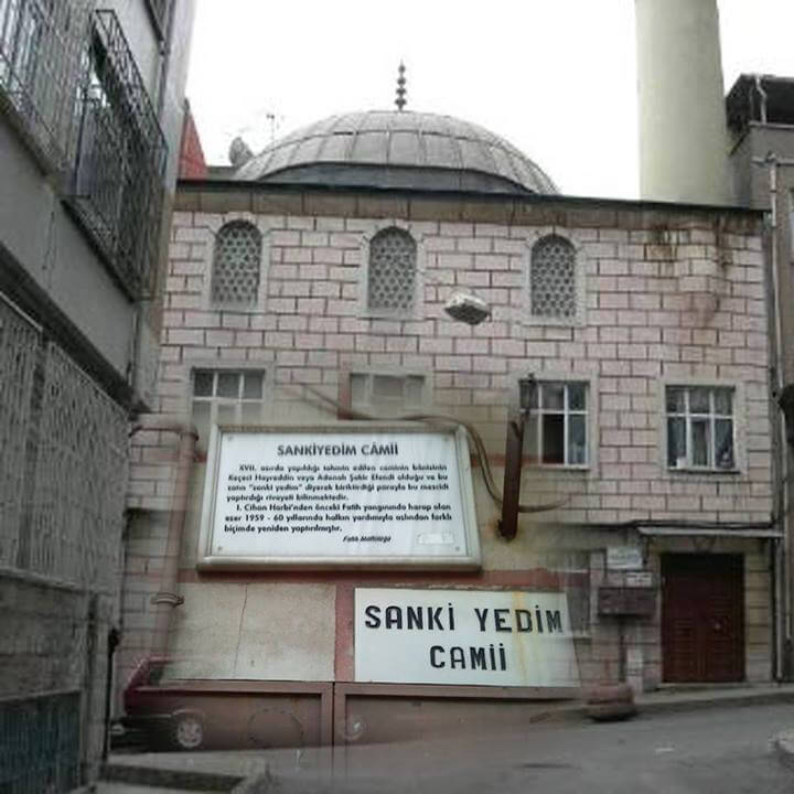 Nama Masjid Paling Aneh Di Dunia