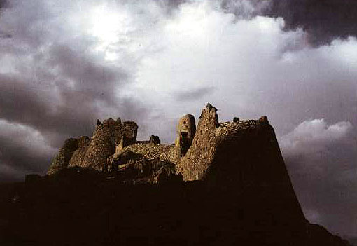 Foto: Benteng Alamut