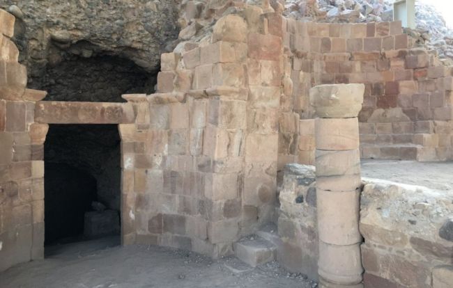 Foto: Gua Nabi Luth ‘Alaihis Salam